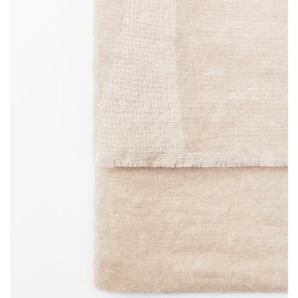 Zara WOOL BLEND JACQUARD SCARF - Picture 2 of 5